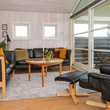 6 Person Holiday In Дом отдыха *